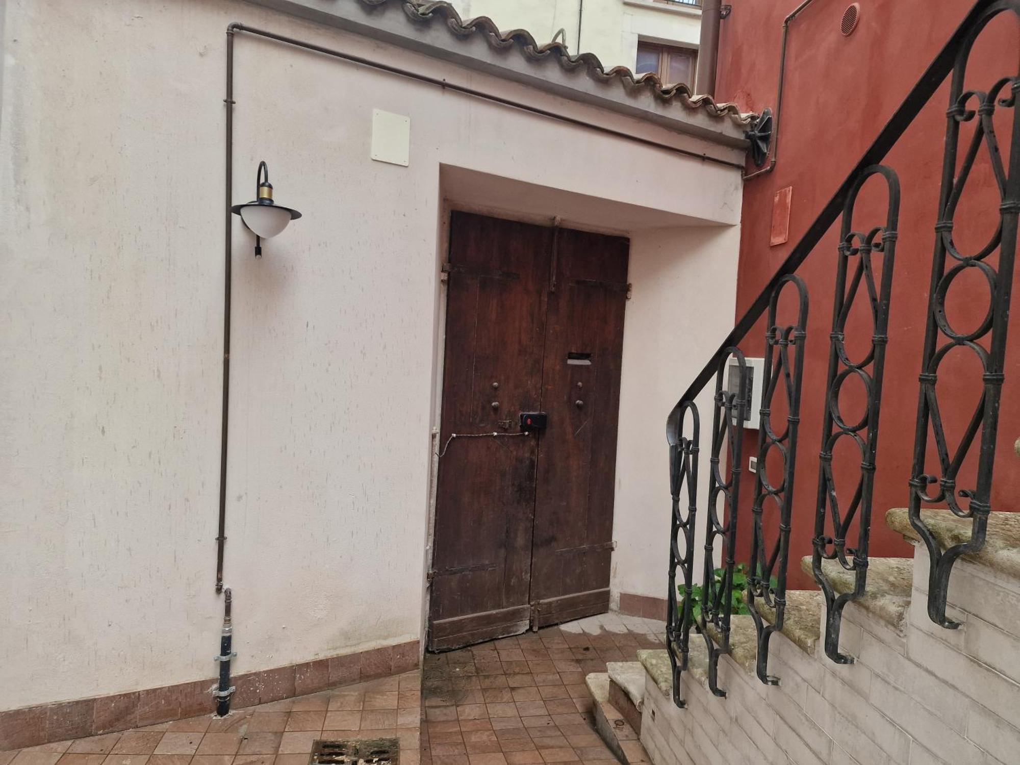Vagabondando Travel House Villa LʼAquila Exteriör bild