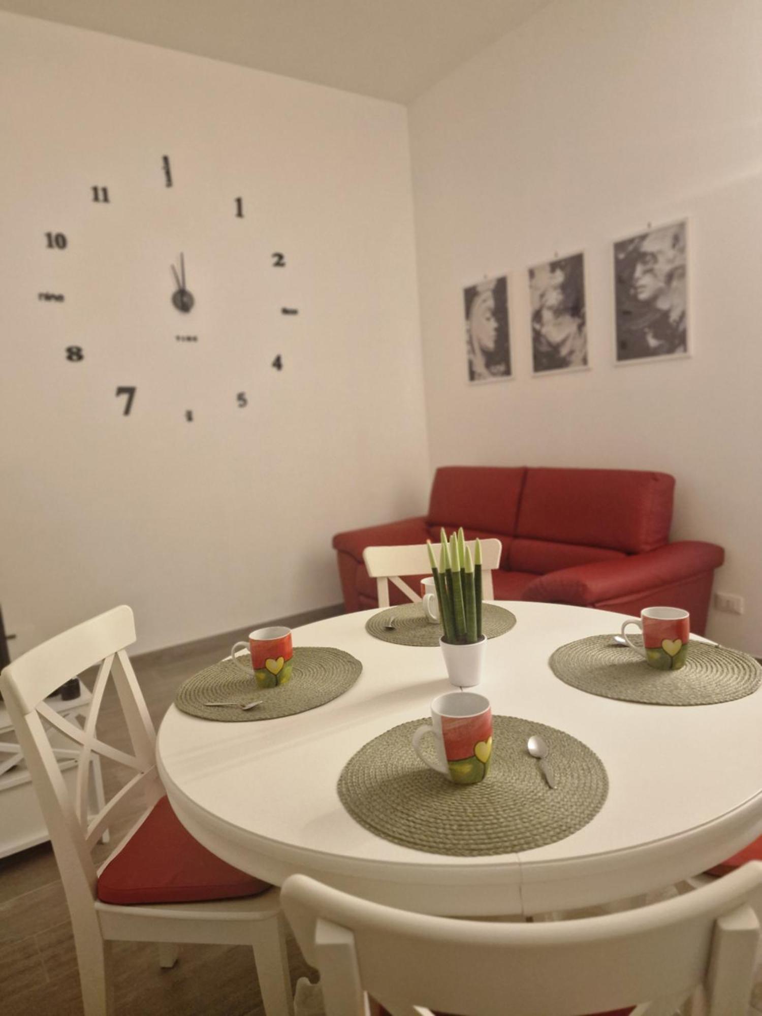 Vagabondando Travel House Villa LʼAquila Exteriör bild